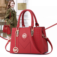 Fashionable Shoulder Bag - Versatile Crossbody Bag