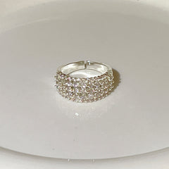 Premium Zircon Ring for Women's Elegant Luxury