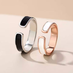 Black and White Couple Open Ring Gift