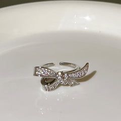 Premium Zircon Ring for Women's Elegant Luxury