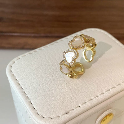 Diamond Shell Heart-shaped Ring for All Occasions
