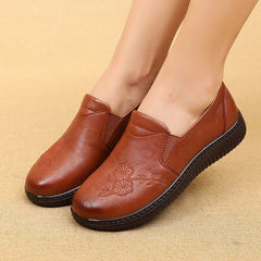 Comfortable Soft Sole Flat Shoes for Older Women
