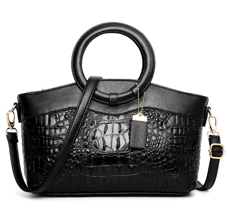 Ring shoulder diagonal bag