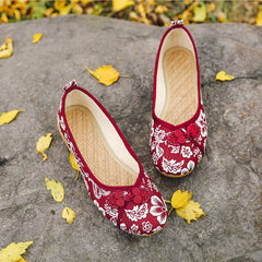 New Beijing Style Embroidered Flat Shoes for Women