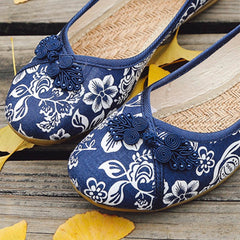 New Beijing Style Embroidered Flat Shoes for Women