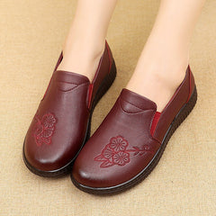 Comfortable Soft Sole Flat Shoes for Older Women